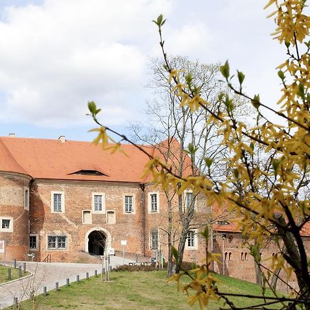 Burghotel Bad Belzig Εξωτερικό φωτογραφία